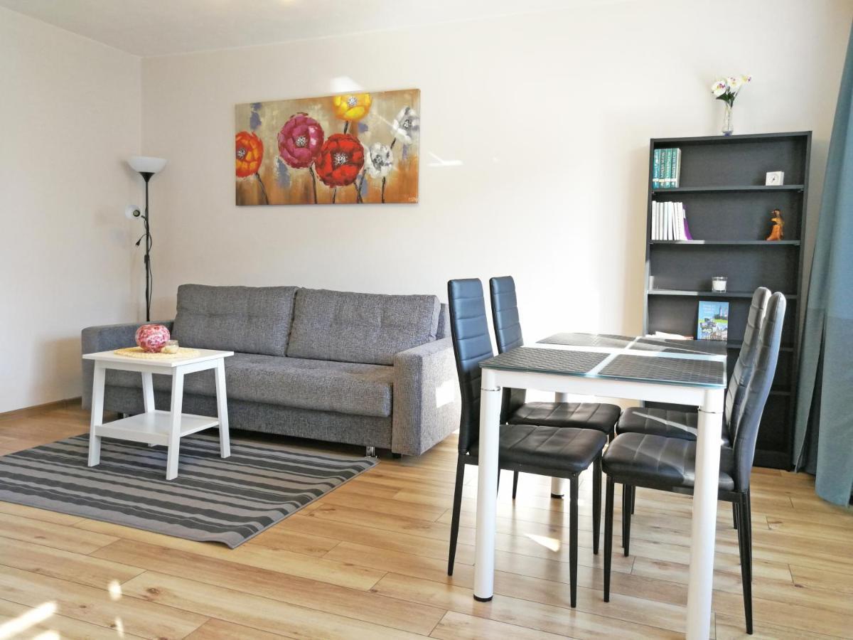 Siauliai Central Apartment @ Traku Street Екстер'єр фото